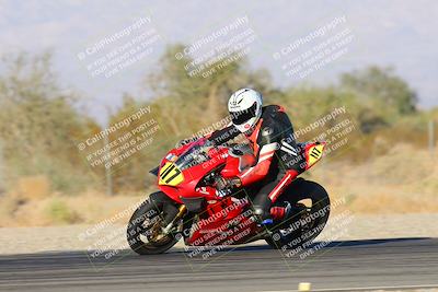 media/Dec-07-2024-CVMA (Sat) [[21c5f1ef85]]/Race 11-Amateur Supersport Open/